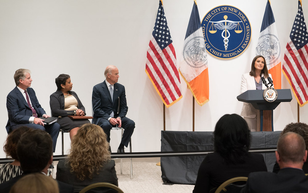 Mariska Hargitay speaks at the 2015 press conference alongside Vice President Joe Biden, Attorney General Loretta Lynch, and Manhattan District Attorney Cyrus Vance, Jr.
